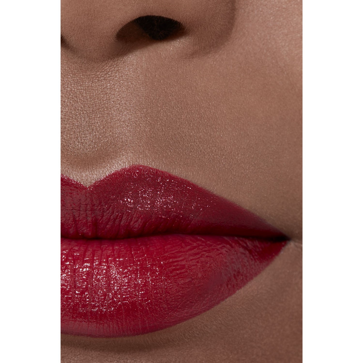 LA BARRA DE LABIOS INTENSA
